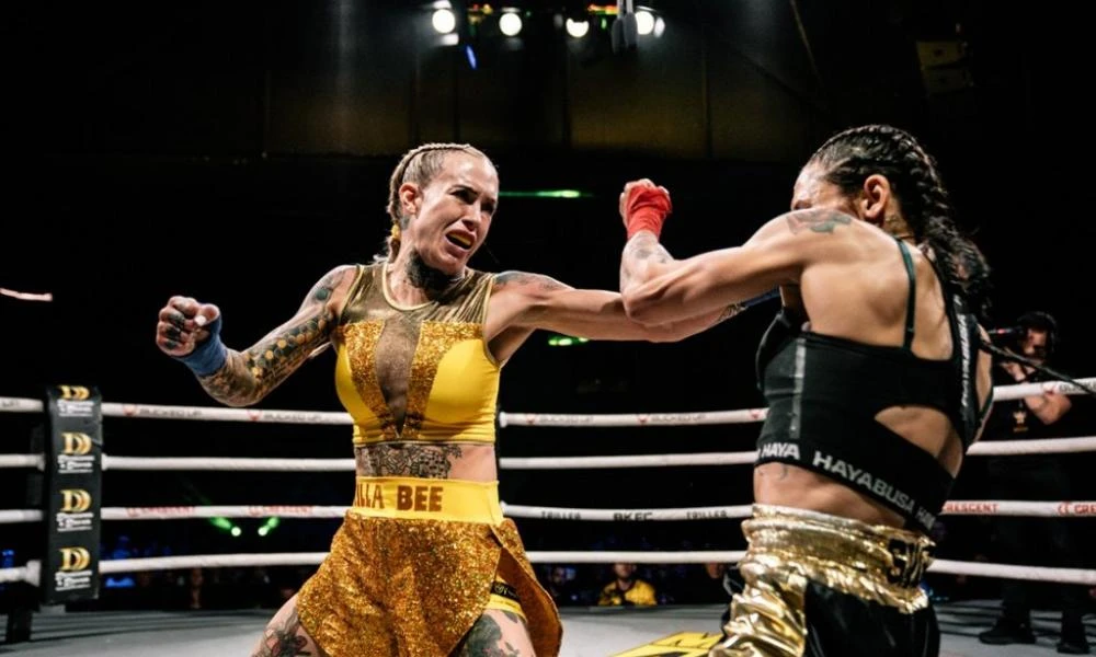 Ανερχόμενη μαχήτρια του MMA τιμά την ελληνική κουλτούρα - Έχει τατουάζ με το πασίγνωστο σπαρτιατικό σύνθημα
